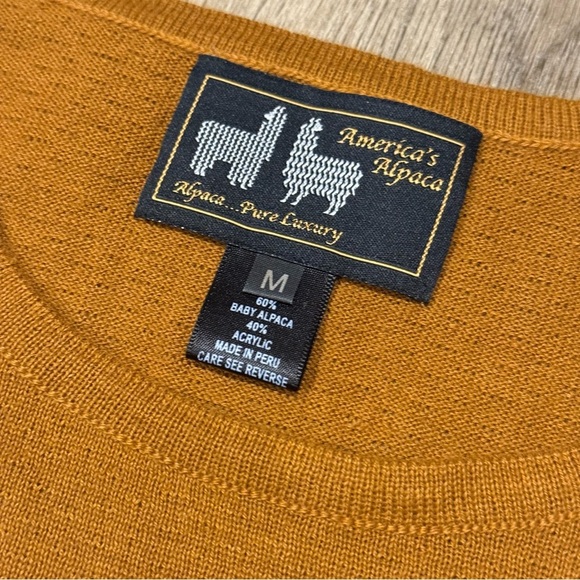 America’s Alpaca 60% Alpaca Gold Brown Short Sleeve Blouse Women’s - Picture 3 of 4